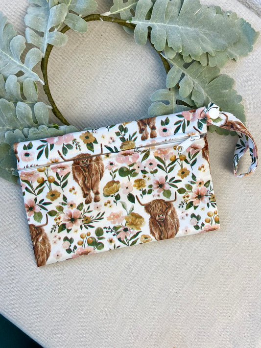 Highland Cow wet bag wristlet