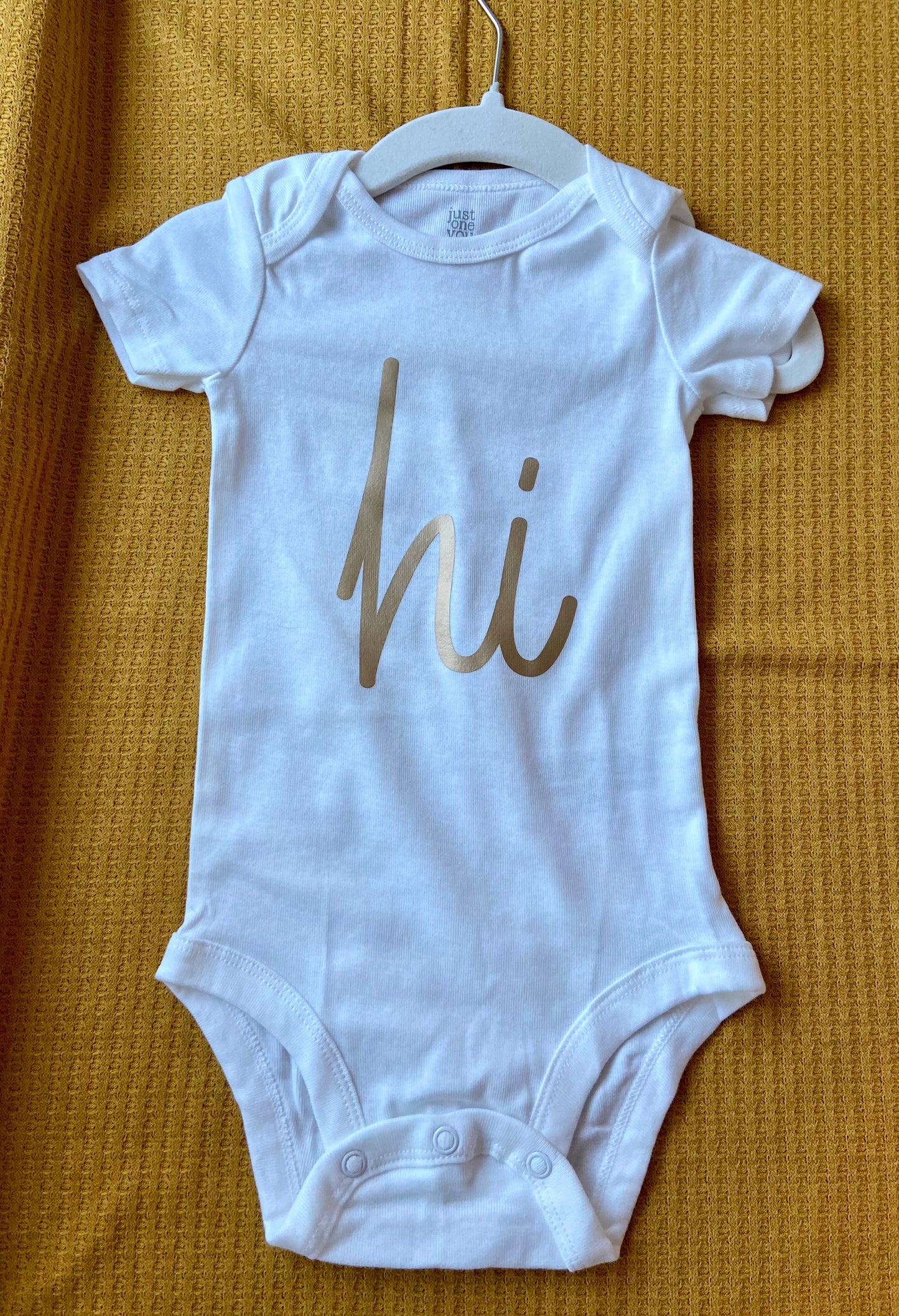 "hi" onsie